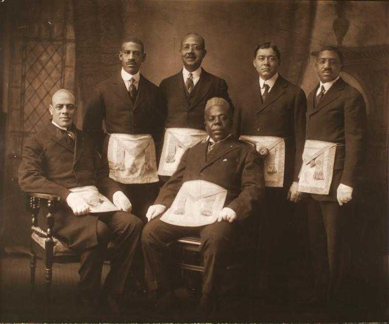 Photograph of Harry A. Williamson and five fellow members of the Carthaginian Lodge no. 47