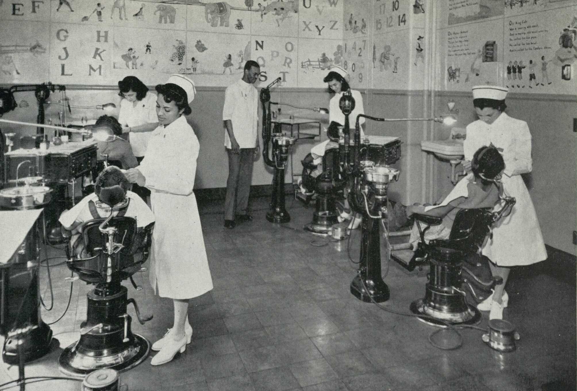 Photograph of Children’s Dental Clinic at Meharry Medical College