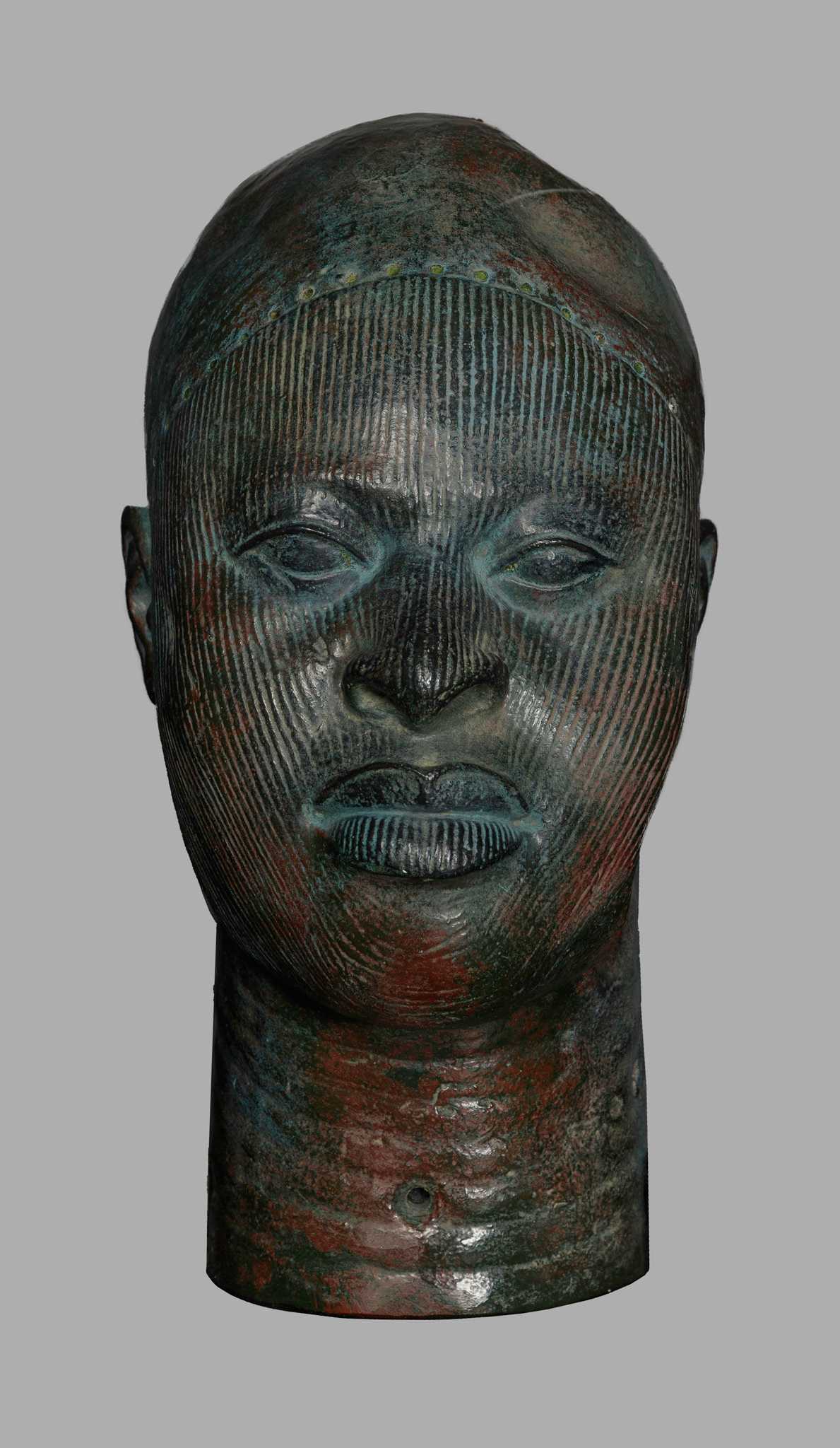 Photograph of a plaster cast of an Ife Bust