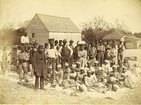 Photograph of people at Drayton Plantation