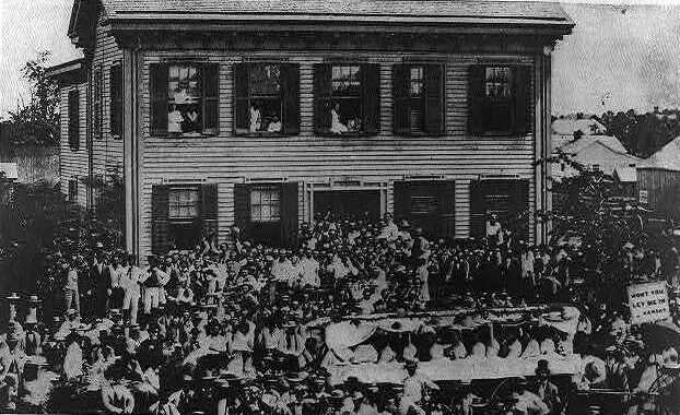 Photograph of campaign rally in front of Lincoln's house