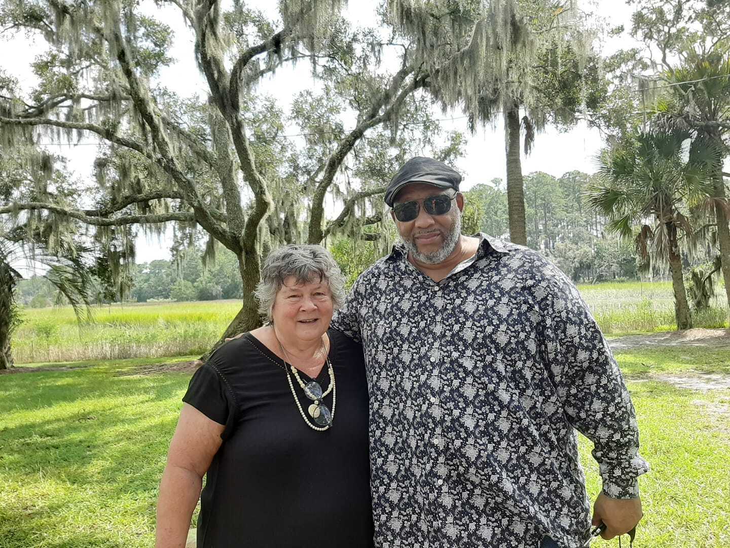 Photograph of Carroll Belser with descendant and author Greg Estevez