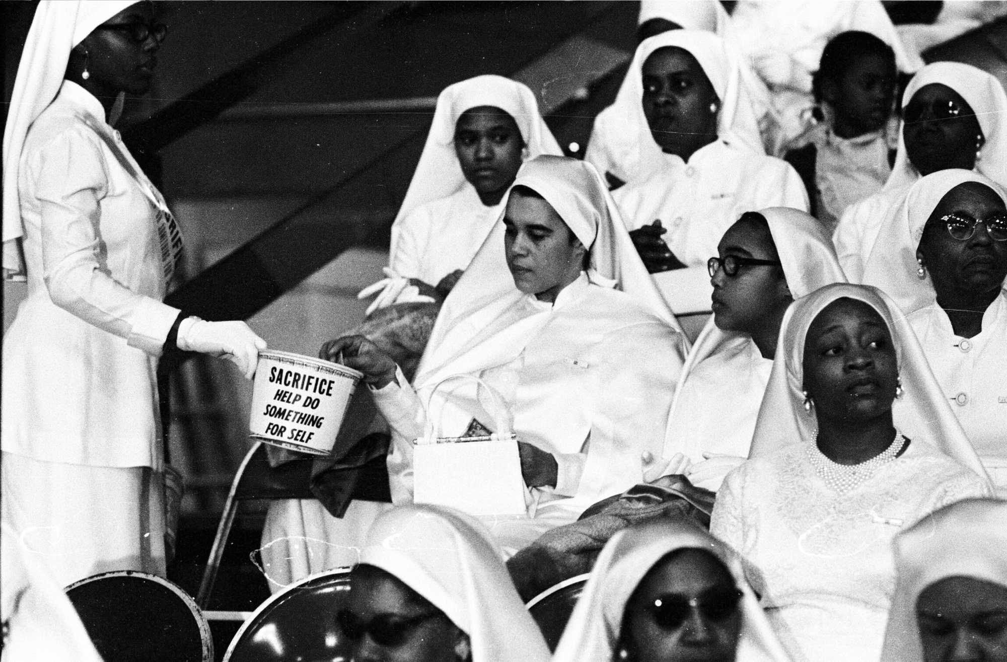 Photograph of Muslim woman at Saviour’s Day